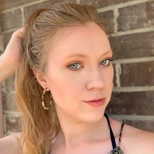 Meet your Posher, Kristine